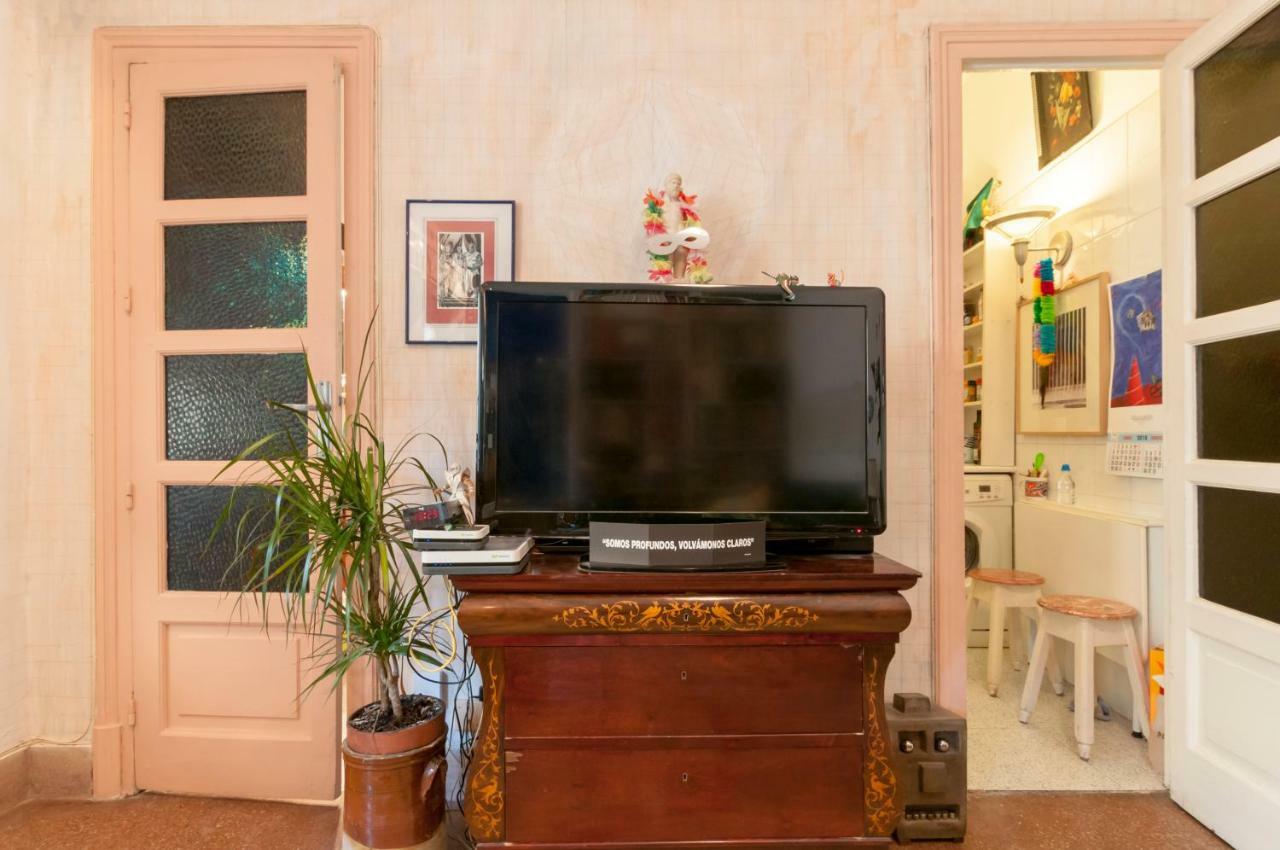 Malasana. La Casa Del Artista Madrid Luaran gambar